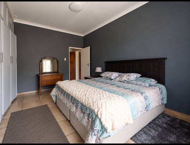 4 BEDROOM HOUSE FOR SALE IN KOOKRUS